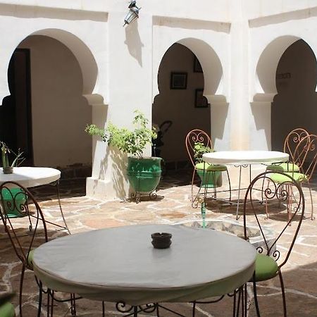 Hotel Et Restaurant Riad Amodou تنغير المظهر الخارجي الصورة