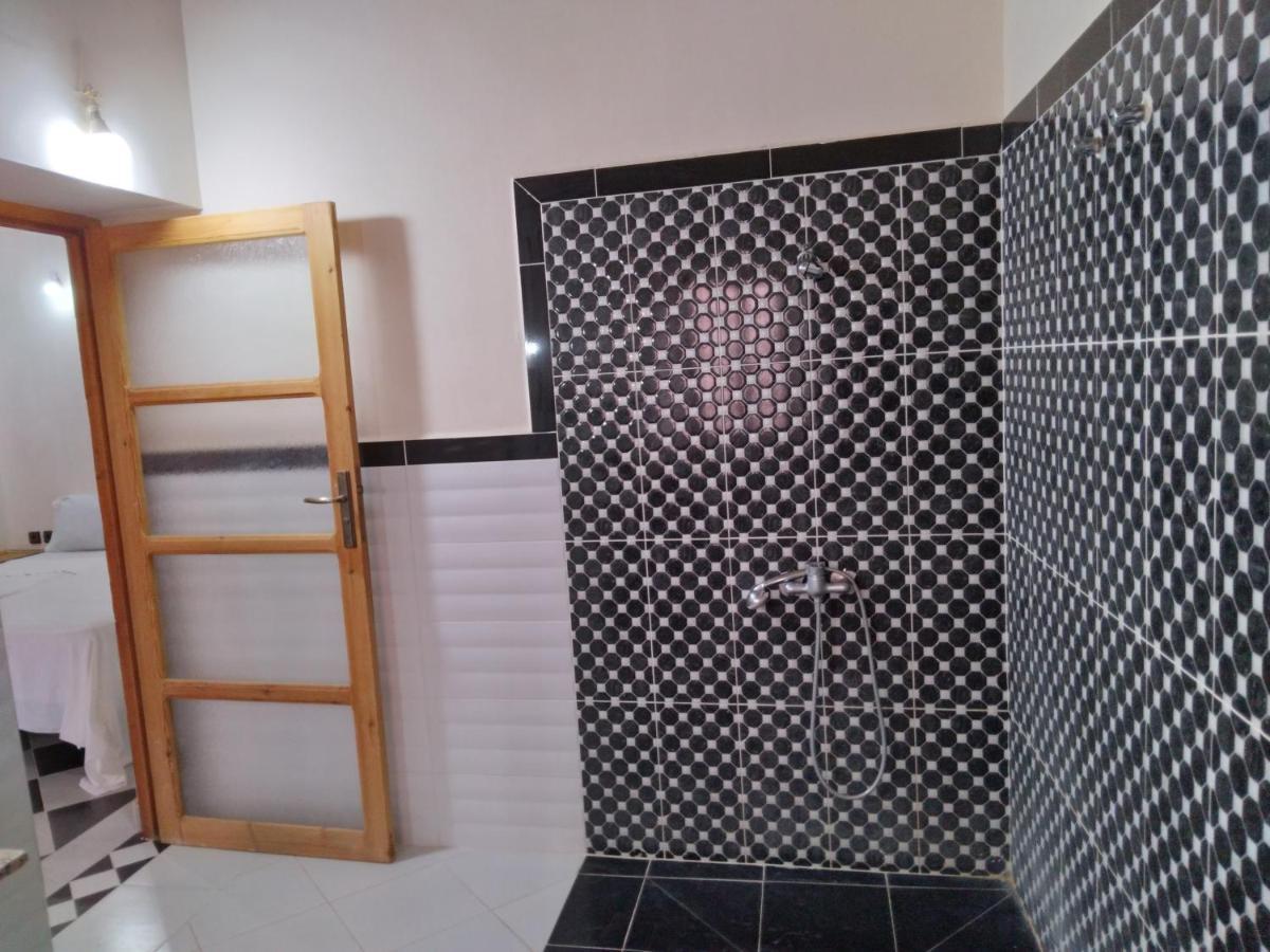 Hotel Et Restaurant Riad Amodou تنغير المظهر الخارجي الصورة